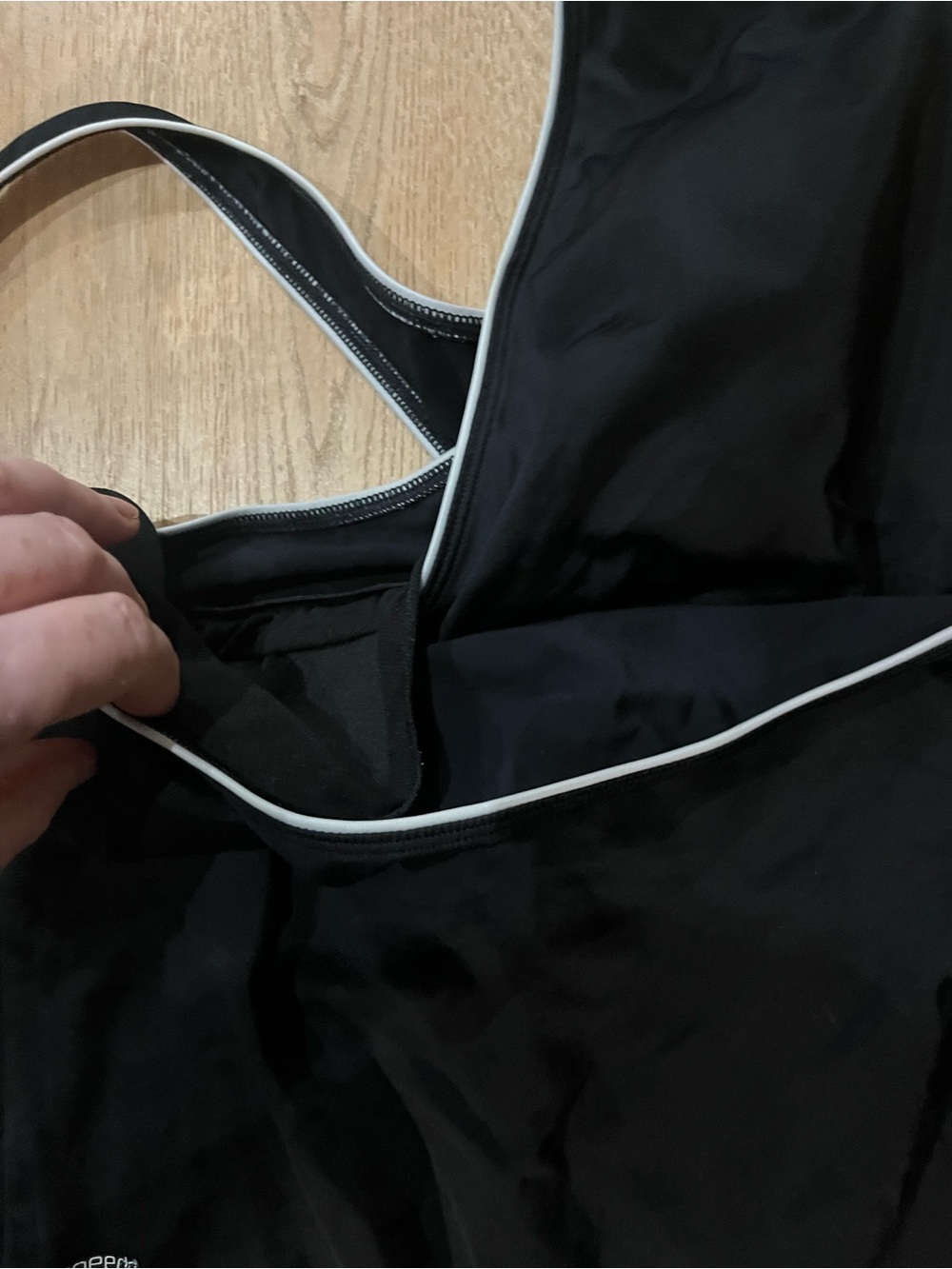 Speedo One Piece Swimsuit - Picture 4 of 6